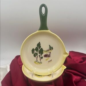 Ceramic “Skillet” Brock Of California “Yellow Harvest” Set of 2 Snack plates